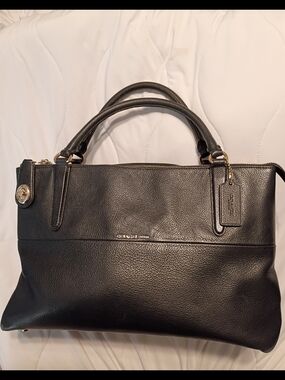 Coach Black Pebbled Large Turnlock Borough Bag 33731